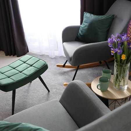 Flora Studio Apartments Korenica Exteriér fotografie